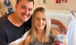Bayi Australia Bernama Levi Lahir di Tanggal dan Waktu Serba Angka Dua - JPNN.com