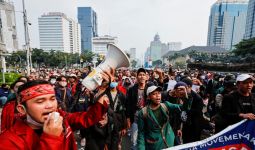 Unjuk Rasa Mahasiswa di Berbagai Tempat di Indonesia Ternodai Aksi Kekerasan pada Aktivis - JPNN.com