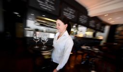 Pelecehan Tanpa Henti, Ini Sejumlah Masalah dalam Sektor Restoran dan Perhotelan di Australia - JPNN.com