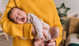 Ini Cara Menenangkan Bayi yang Menangis Menurut Sains - JPNN.com