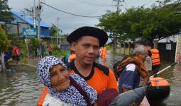Dunia Hari Ini: Banjir di Sumatera Barat Menewaskan 26 Jiwa - JPNN.com