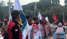 Dunia Hari Ini: Ratusan Ribu Buruh Indonesia Turun ke Jalan Rayakan May Day - JPNN.com