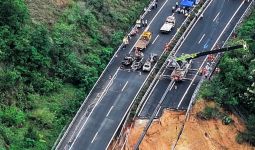 Dunia Hari Ini: Jalan Raya di Guangdong Runtuh, 24 Orang Tewas - JPNN.com