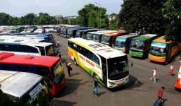 Satu Bus Dinyatakan tak Laik Jalan di Terminal Kampung Rambutan - JPNN.com