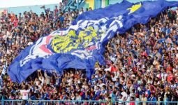Arema FC Lebih Setuju Format Kompetisi Satu Wilayah - JPNN.com