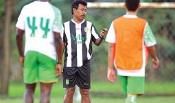 Diarsiteki Pelatih Asal Jawa Timur - JPNN.com
