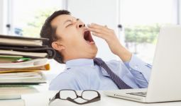 5 Kiat Jitu Mencegah Rasa Kantuk di Kantor - JPNN.com