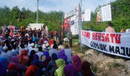 Warga Curhat Pembangunan Pabrik Semen Rembang ke DPR - JPNN.com