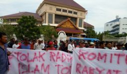 Umat Islam Batam Gelar Demonstrasi Anti-Habib Rizieq - JPNN.com