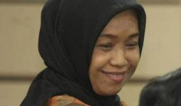 Emilia Cerita Dimarahi Dahlan, Habis-habisan - JPNN.com