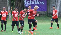 Absen Latihan, 3 Pemain Bali United Didera Sakit Mata - JPNN.com
