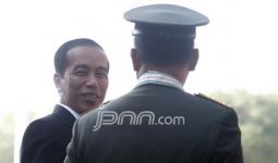 Jokowi Respons Pidato Wiranto Tak Lebih 7 Menit - JPNN.com