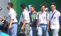 Beban Ortu Siswa SMA/SMK Lebih Ringan - JPNN.com