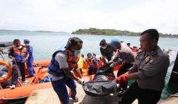 4 Jenazah TKI Ilegal Korban Kapal Tenggelam Dipulangkan - JPNN.com