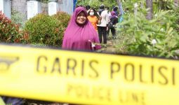 Makam Putri Dibongkar Polisi, Sang Ibu Langsung Lemas - JPNN.com
