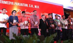 Trimedya Panjaitan, Si Anak Medan Spesial di Senayan - JPNN.com