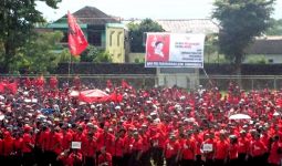 Kader PDIP Sukoharjo Berikrar Setia ke NKRI dan Bu Mega - JPNN.com