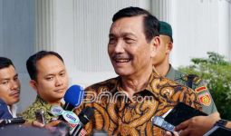 Luhut: Sadap Sana Sadap Sini, Kampungan Itu - JPNN.com