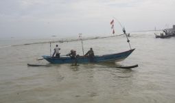 Nelayan dan Petani Disarankan Ikut Asuransi - JPNN.com