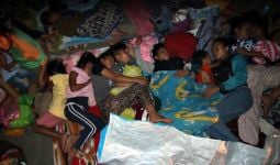 100 Gempa Susulan Mengguncang, Pengungsi Tegang - JPNN.com