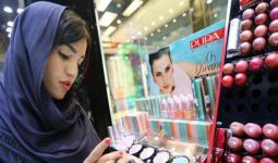Mampukah Industri Kosmetik Tumbuh 9 Persen? - JPNN.com
