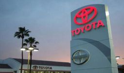 Gandeng Grab, Toyota Ekspansi ke Jasa Layanan - JPNN.com