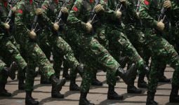 Punya Bekas Tato dan Tindik Tetap Bisa Daftar TNI AL - JPNN.com