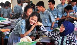 Mendikbud Minta Kepala Sekolah Ikut Berperan - JPNN.com