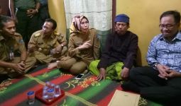 Bupati Serang Siap Berangkatkan Ayah Aisyah ke Malaysia - JPNN.com