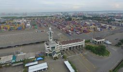 Pembangunan Perpanjangan Terminal Petikemas Belawan Ditargetkan Rampung 2018 - JPNN.com