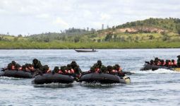 Senyap, Prajurit Tonpersus Marinir Gelar Operasi Amfibi - JPNN.com