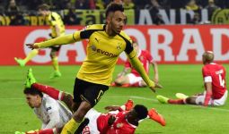 Cetak Hat-trick buat Dortmund, Aubameyang Banjir Pujian - JPNN.com