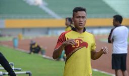 Winger SFC Ini Bertekad Bawa Ibunda Pulang ke Indonesia - JPNN.com