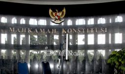 MK Tak Bisa Sembunyi di Balik Pasal 158 UU Pilkada - JPNN.com