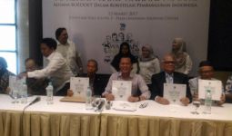 Kisah Sukses 13 Tokoh Nasional Alumni Boedoet Jadi Buku - JPNN.com