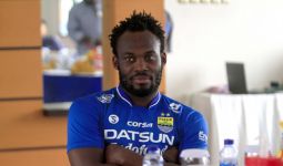 Essien Gabung ke Persib, Istrinya Beli Klub di Italia - JPNN.com