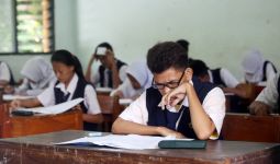 Hari ini Sebanyak 30.367 Siswa SMP di Bekasi Ikut UN - JPNN.com