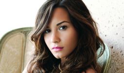 Usai Overdosis, Demi Lovato Bersyukur Bisa Hidup - JPNN.com