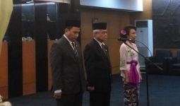 Tiga Anggota PAW MPR Ucapkan Sumpah dan Janji - JPNN.com