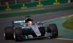 Lewis Hamilton Perkasa di Dua Kali Latihan GP Australia - JPNN.com