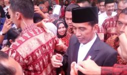 Jalan di Madina Jelek Jokowi Sentil Gubernur dan Bupati - JPNN.com