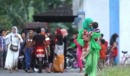Pengungsi Syiah Rindu Kampung Halaman - JPNN.com