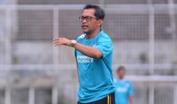 Timnas Indonesia vs Laos: Pesan Aji Santoso untuk Sertu TNI Andy - JPNN.com