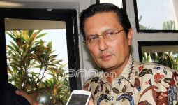 Sudah Separuh Lebih Anggota FPG DPR Ogah Dipimpin Aziz - JPNN.com