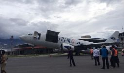 Tuh Lihat..Ada Boeing Jumping di Bandara Wamena - JPNN.com