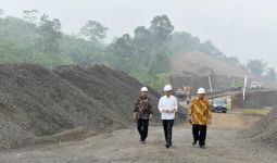 Jokowi: Tol Bawen - Salatiga Mulai Tahap Konstruksi - JPNN.com