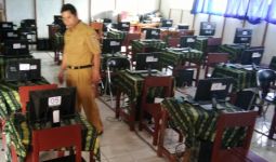 Pengadaan Komputer untuk UNBK di 5 SMP Kota Bekasi Ditunda - JPNN.com