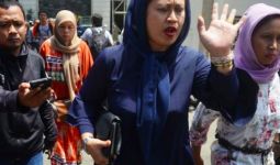 Umi Kalsum Meradang Disebut Dalang Pembunuhan Suaminya - JPNN.com