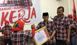 Yakin Cepat jadi PNS, Relawan FHK2I Deklarasi Dukung Ahok-Djarot - JPNN.com