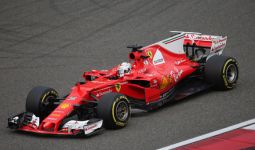 Vettel Kuasai Latihan Bebas Kedua GP Bahrain - JPNN.com